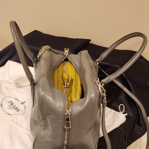 Excellent PRADA Crossbody Large Inside Tote Bauletto Top handle bag - Picture 8 of 16